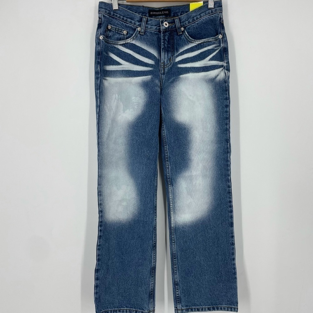 Express Low Rise Boot Cut Curvy 7/8 Jeans NWT